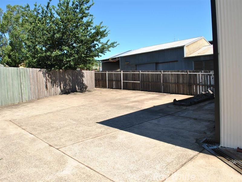 6-6A Aspect Street, North Toowoomba QLD 4350