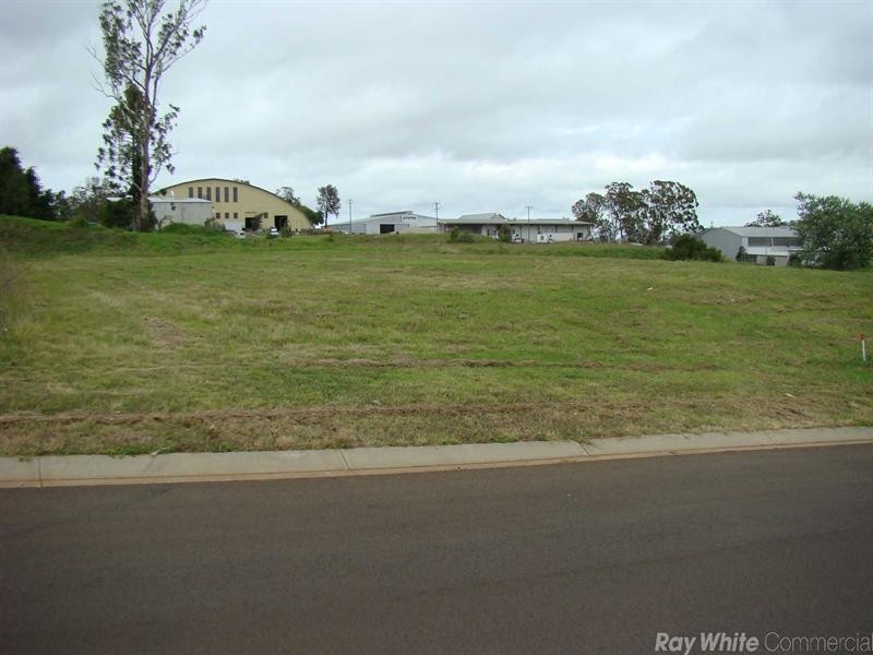 4-6 Spalding Street, Harristown QLD 4350