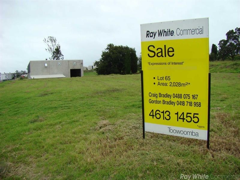 50-54 Croft Crescent, Harristown QLD 4350