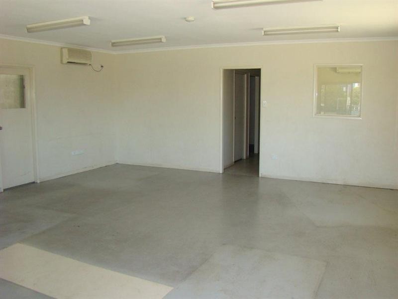 32 Carrington Road, Wilsonton QLD 4350