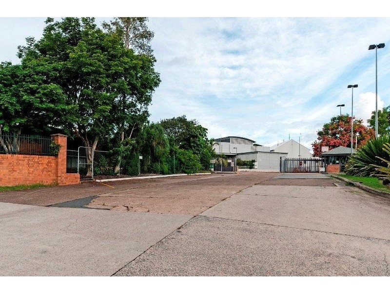 111 Jacaranda Street, North Booval QLD 4304