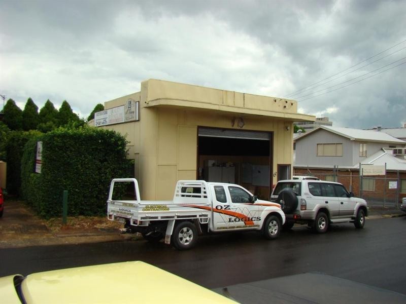 6 Laurel Street, Toowoomba City QLD 4350