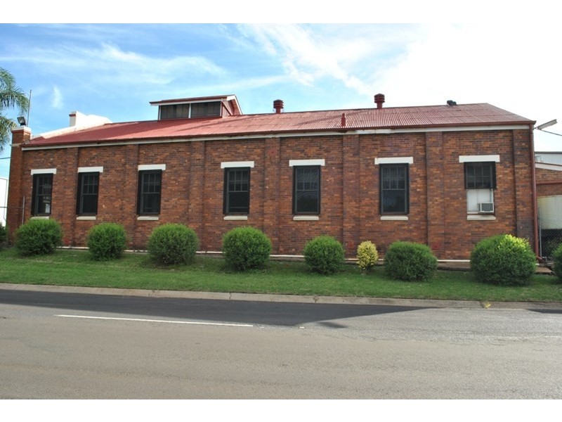 57 Brook Street, North Toowoomba QLD 4350