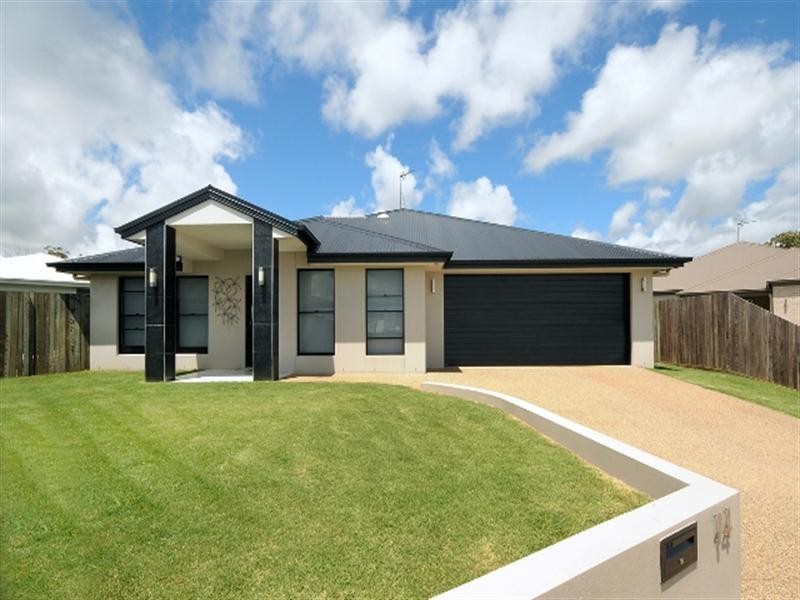 14 Lanagan Court, Middle Ridge QLD 4350