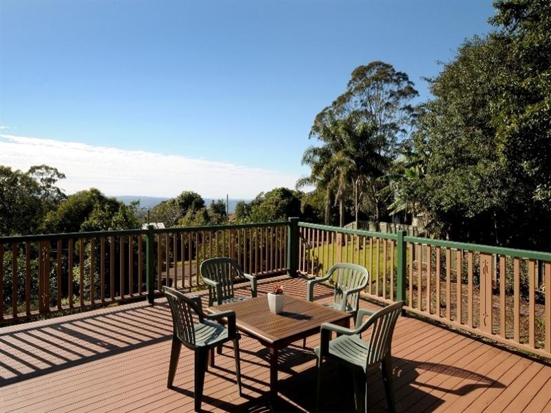 6 Scenic Crescent, Blue Mountain Heights QLD 4350