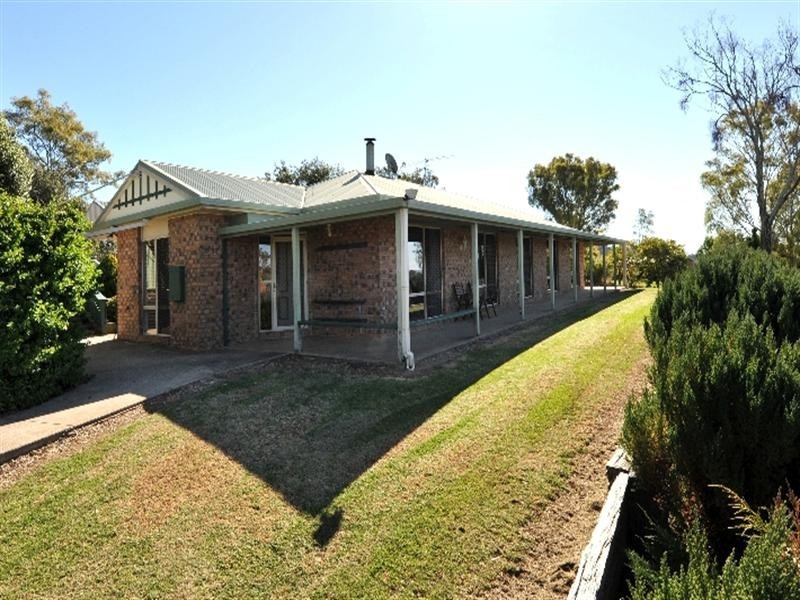 13 Kurrajong Court, Meringandan West QLD 4352