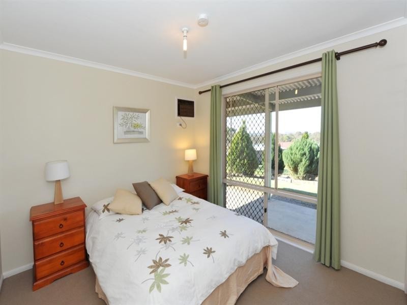 13 Kurrajong Court, Meringandan West QLD 4352