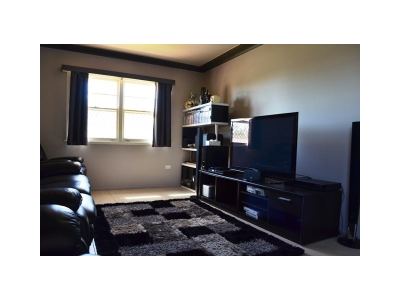 14 Vera Street, Newtown QLD 4350