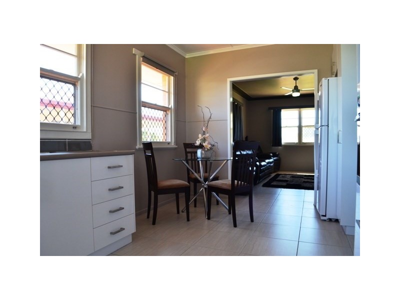 14 Vera Street, Newtown QLD 4350