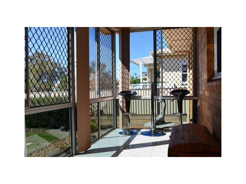 14 Vera Street, Newtown QLD 4350