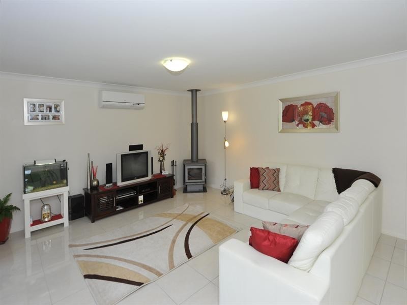 28 Shoesmith Road, Westbrook QLD 4350