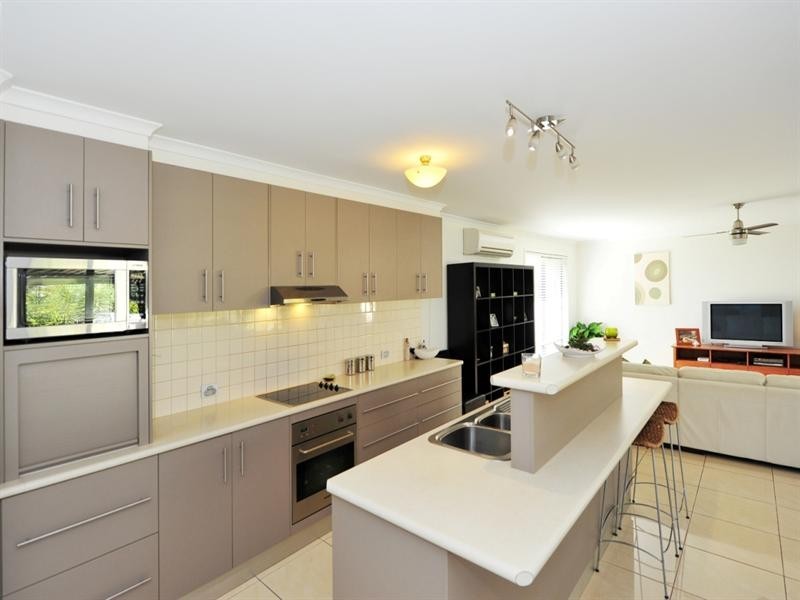 20 Tennyson Court, Westbrook QLD 4350