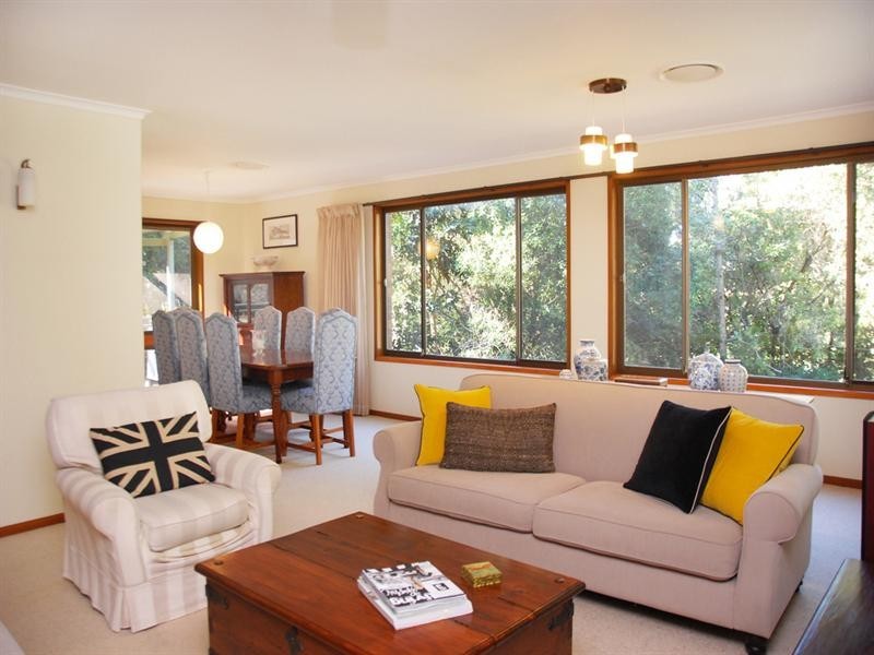 11 Dorge Street, Middle Ridge QLD 4350