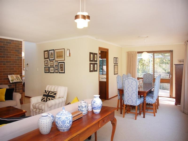 11 Dorge Street, Middle Ridge QLD 4350