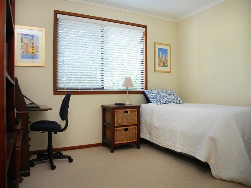 11 Dorge Street, Middle Ridge QLD 4350