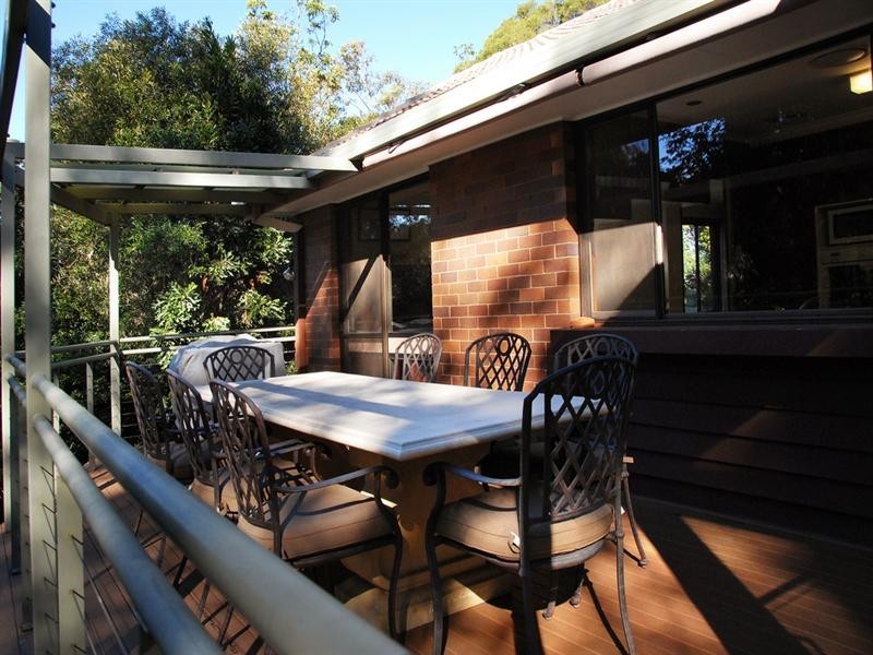 11 Dorge Street, Middle Ridge QLD 4350