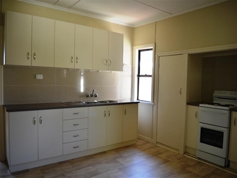 71 Crown Street, Rangeville QLD 4350