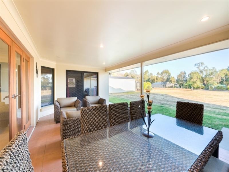 5 Jacqueline Street, Glenvale QLD 4350