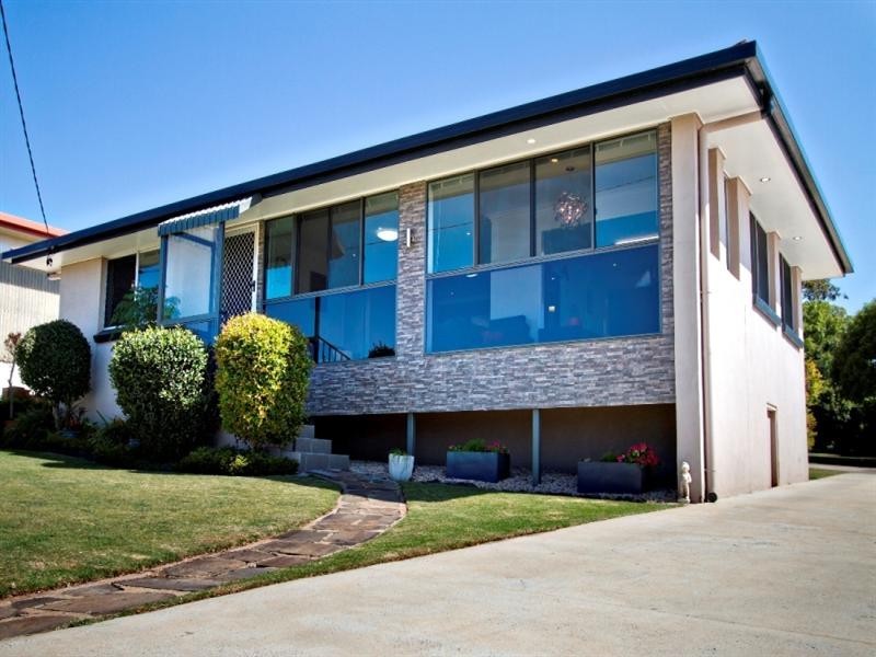 41 Martini Street, Mount Lofty QLD 4350
