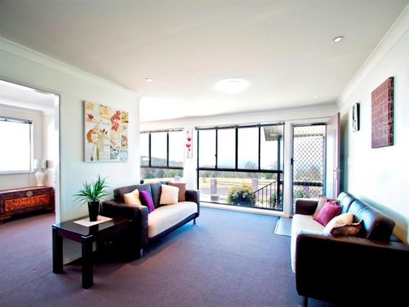 41 Martini Street, Mount Lofty QLD 4350