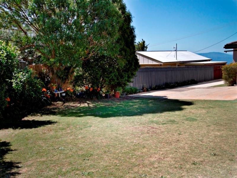 41 Martini Street, Mount Lofty QLD 4350