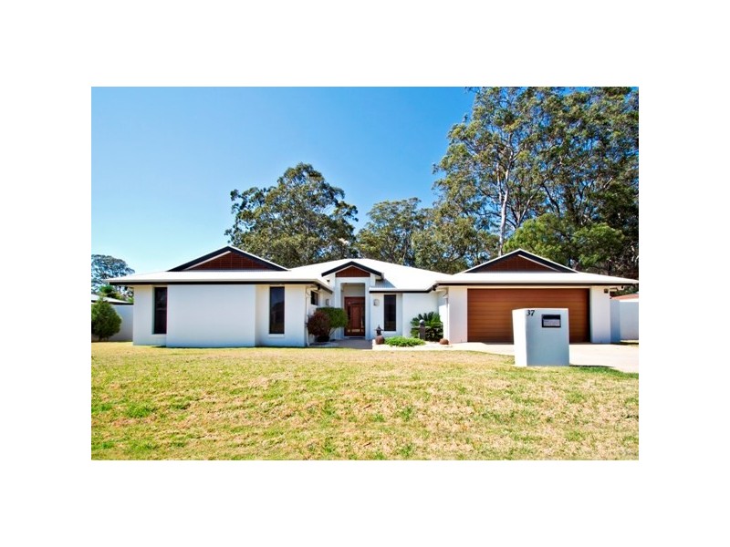 37 Rogers Drive, Highfields QLD 4352