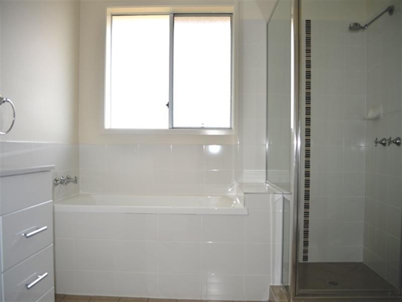 11 Heron Court, Kleinton QLD 4352