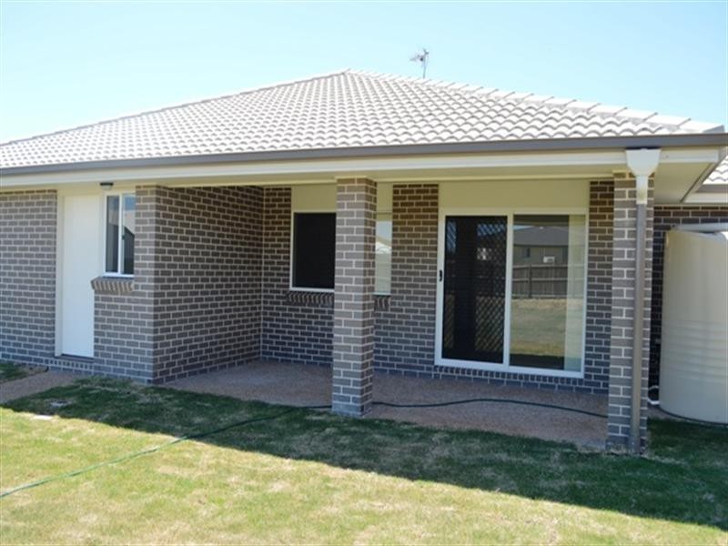 11 Heron Court, Kleinton QLD 4352