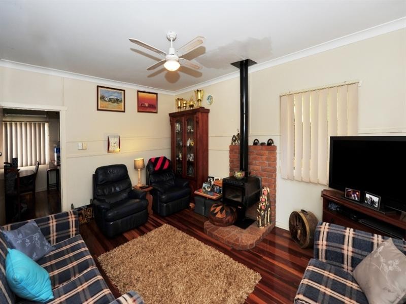 48 and 50 Rob Street, Newtown QLD 4350