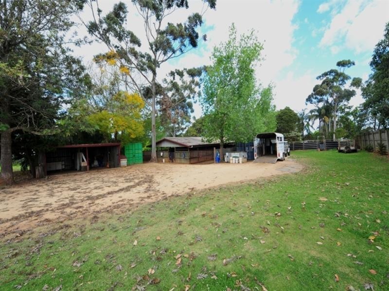 48 and 50 Rob Street, Newtown QLD 4350