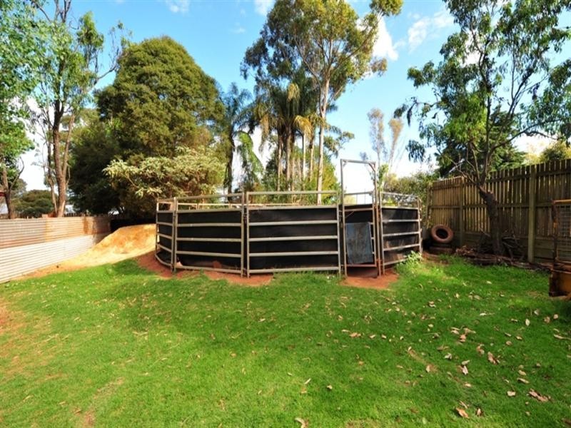 48 and 50 Rob Street, Newtown QLD 4350