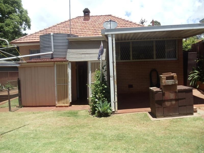 65 Stephen Street, Harristown QLD 4350