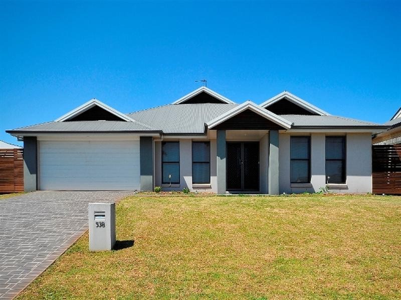 538 Hume Street, Middle Ridge QLD 4350