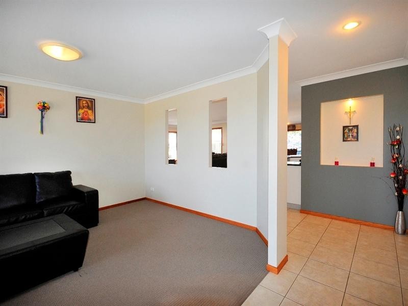 538 Hume Street, Middle Ridge QLD 4350