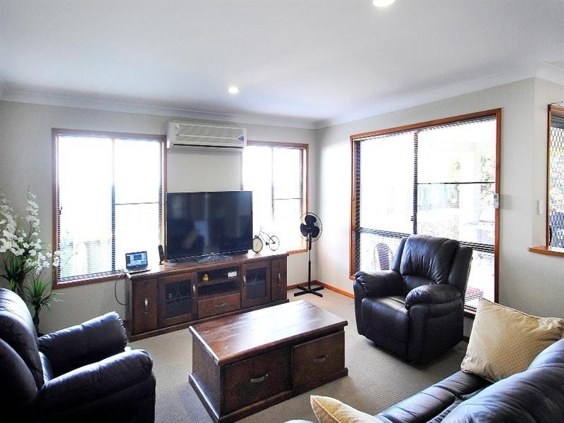 538 Hume Street, Middle Ridge QLD 4350