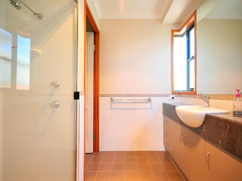 538 Hume Street, Middle Ridge QLD 4350