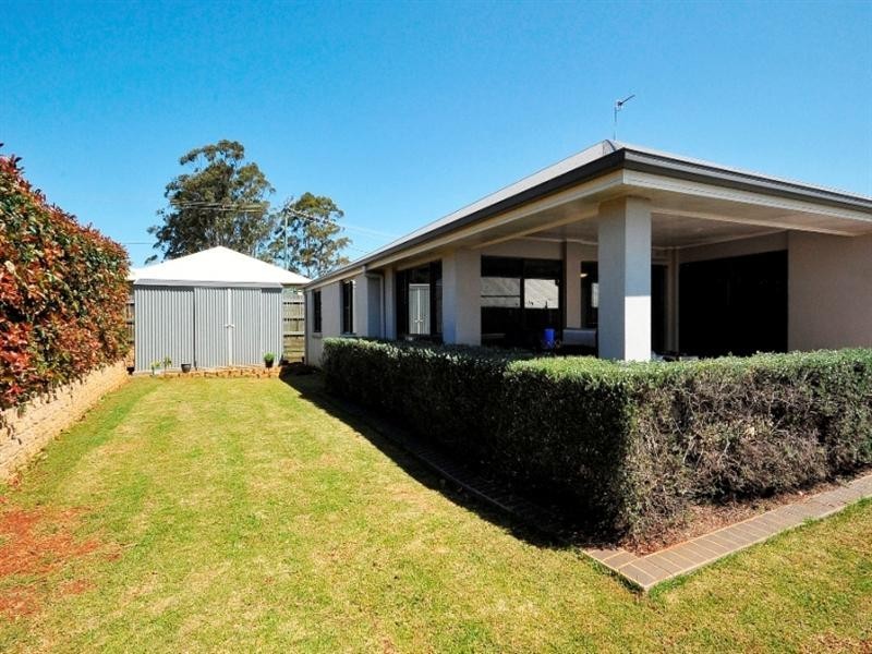 538 Hume Street, Middle Ridge QLD 4350