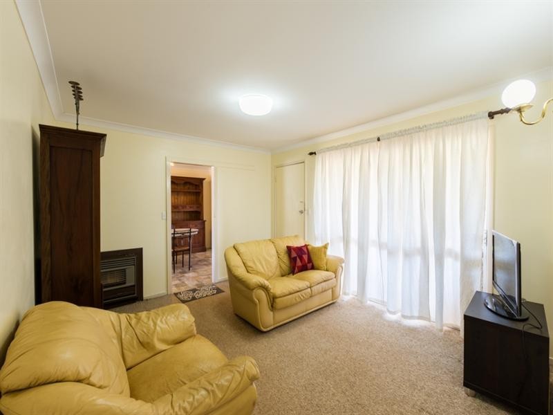 4 Luke Street, Kearneys Spring QLD 4350