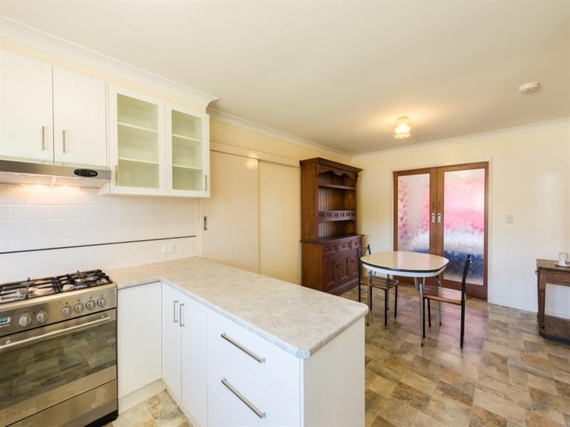 4 Luke Street, Kearneys Spring QLD 4350