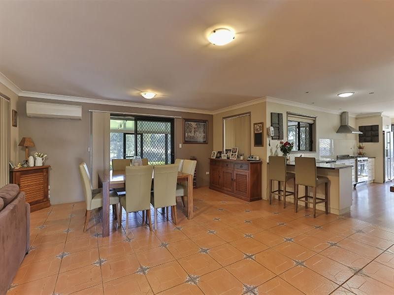 7 McEwan Road, Cabarlah QLD 4352