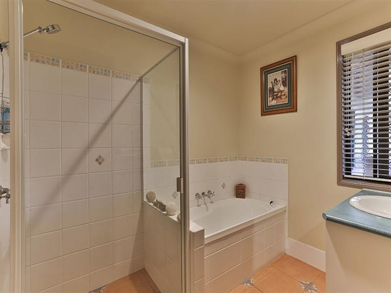 7 McEwan Road, Cabarlah QLD 4352