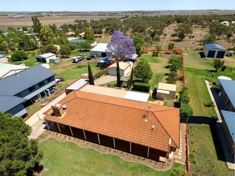 7 Leahy Drive, Kingsthorpe QLD 4400