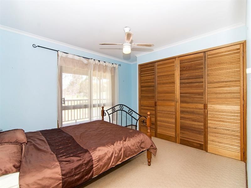 6 Hillview Crescent, Gowrie Junction QLD 4352