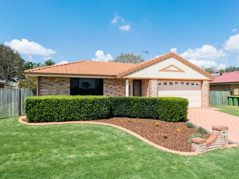 2 Weis Crescent, Middle Ridge QLD 4350