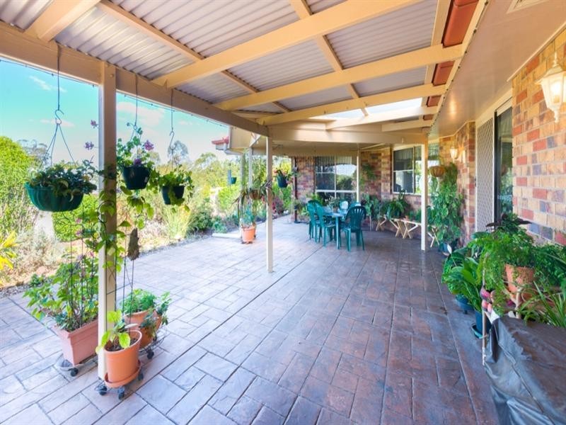 12 Debra Street, Withcott QLD 4352