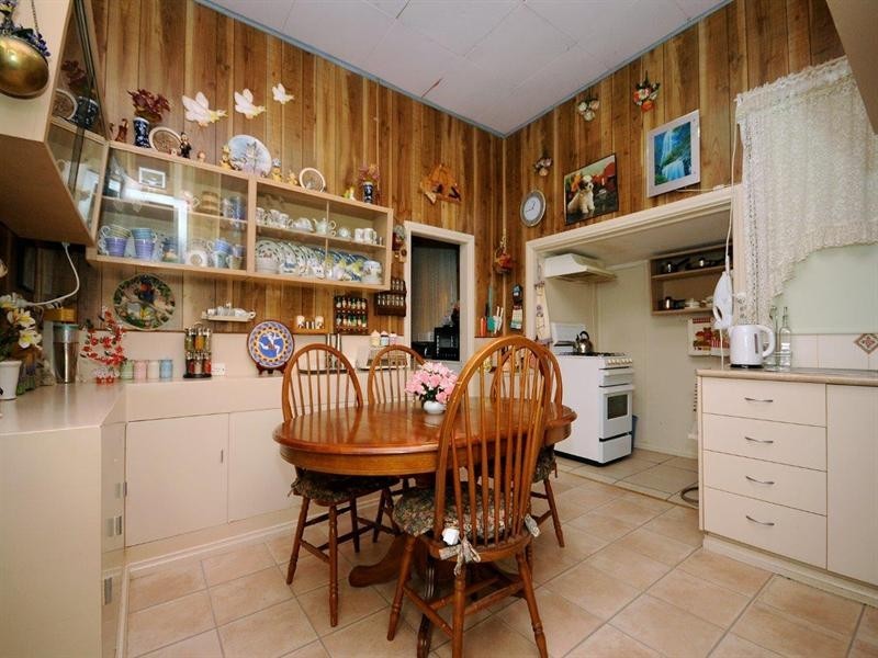 12 Edith Street, Newtown QLD 4350