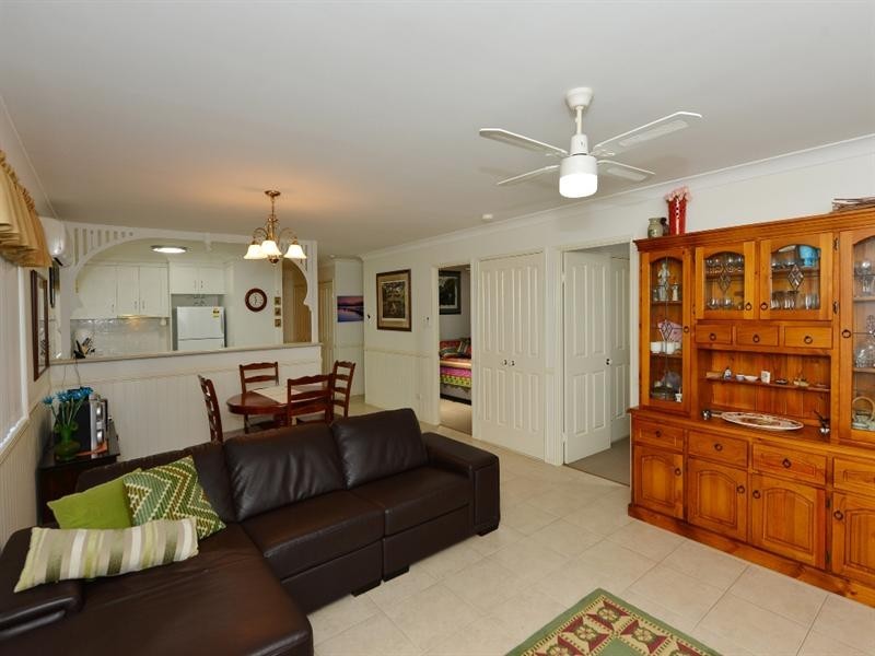 2/35a Searle Street, South Toowoomba QLD 4350