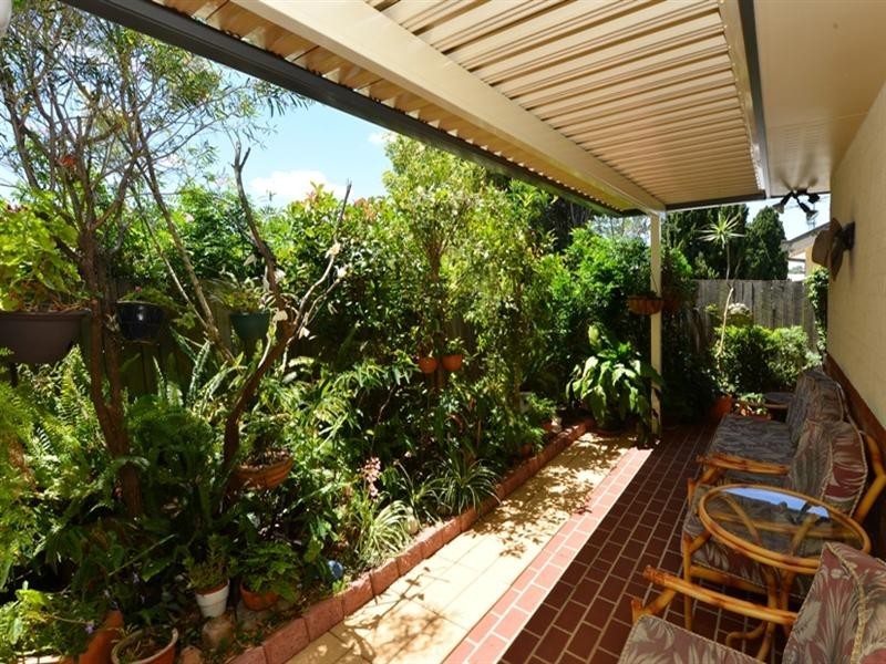 2/35a Searle Street, South Toowoomba QLD 4350