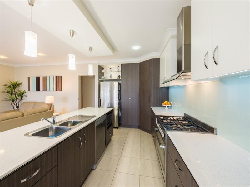 15 Saba Court, Middle Ridge QLD 4350