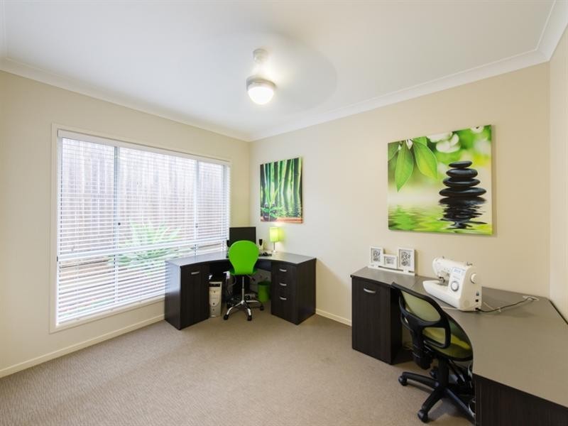 15 Saba Court, Middle Ridge QLD 4350